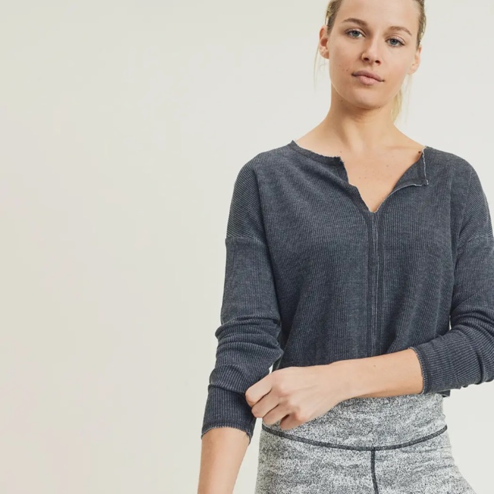 🆕 CAMI LINEN CROP TOP LS DARK ASH - Picture 4 of 9